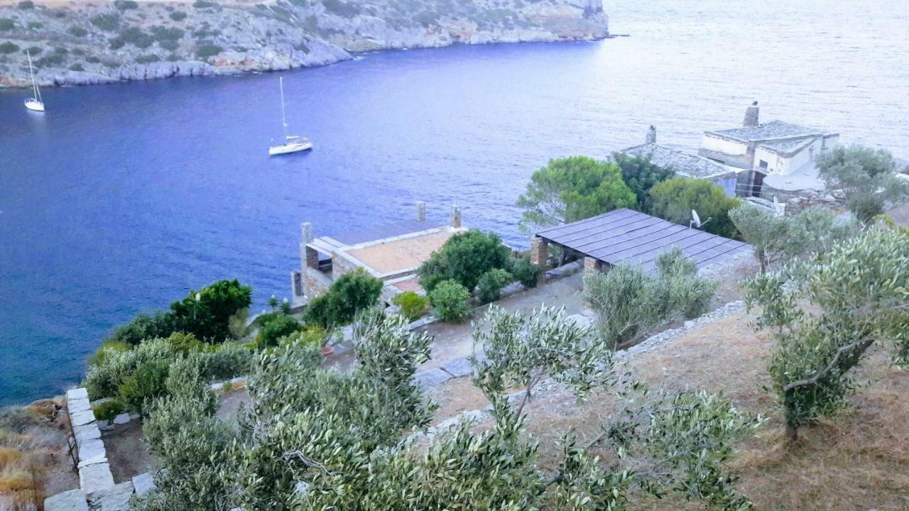 Spathi  Waterfront Villa מראה חיצוני תמונה